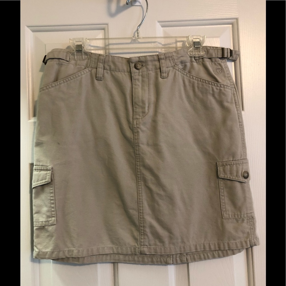 Cute North Face khaki skirt